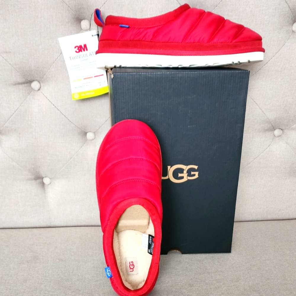 Ugg - Picture 2 of 9